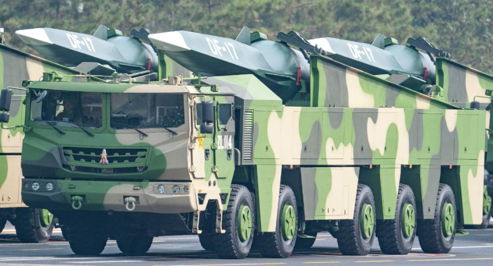 国防部回应东风-17发射，美军眼中的震撼弹
