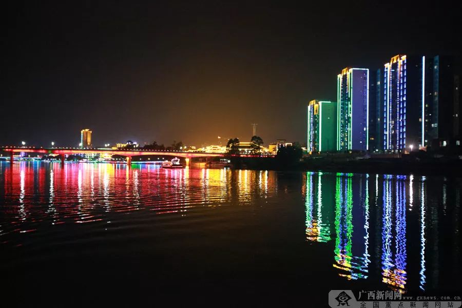 贵港vs桂平夜景视频直播，用Golang写一场两江灯火的数据对决