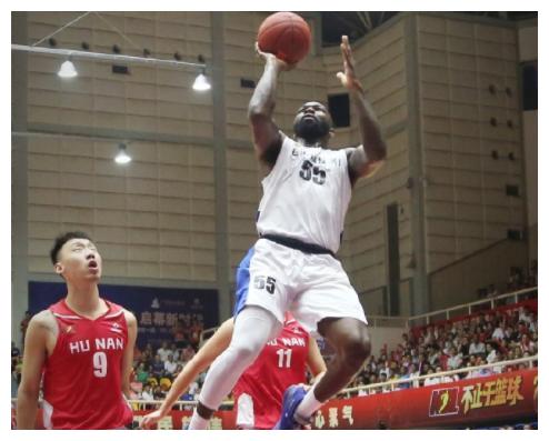 中锋vs外援视频直播回放，为什么我们都在追着看？