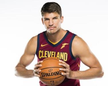 NBA奶油解说，一场关于激情与技巧的视听盛宴