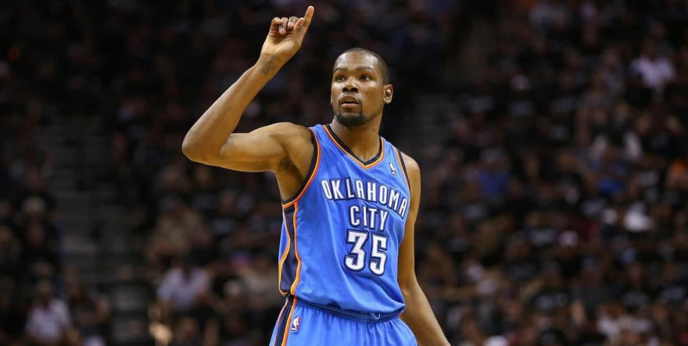 NBA杜兰特报价，一场关于价值、交易和未来的真实博弈
