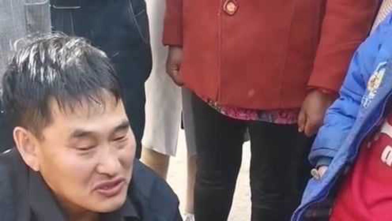 大衣哥现身淘金小镇，一场别开生面的NPC体验
