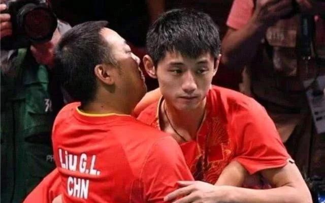 2012年奥运男单冠军乒乓球，张继科的传奇时刻