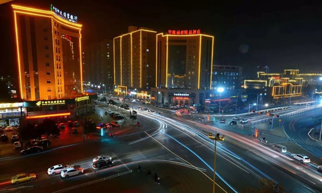 新乡vs南阳夜景视频直播，谁才是河南夜色的顶流？