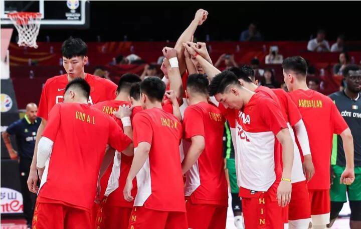 中国vs澳巴林直播视频，一场真实又魔幻的足球观赛指南