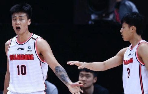 用Golang写NBA篮球大师，名字符号背后的数据结构与逻辑